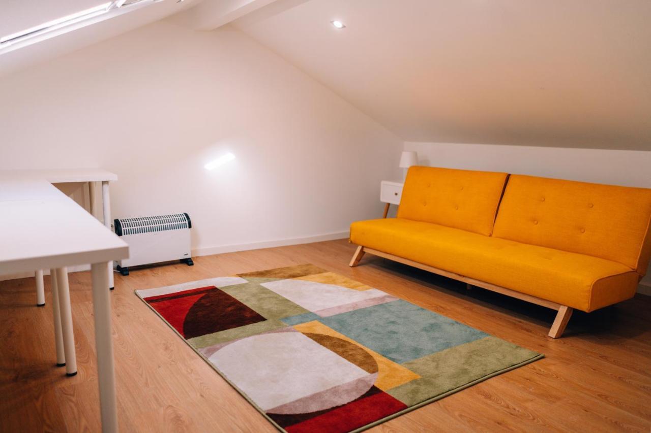 Yellow Appartement *